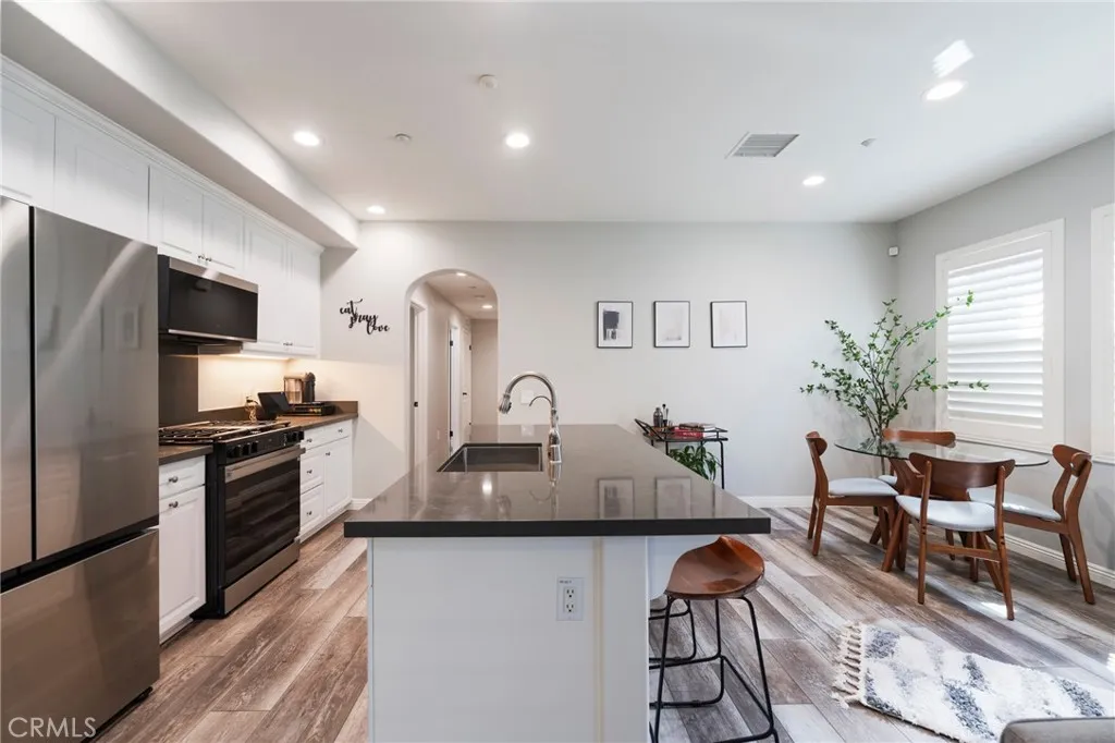 Additional image 13 of 585 S Kroeger St, Anaheim, CA 92805