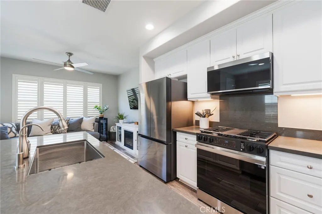 Additional image 62 of 585 S Kroeger St, Anaheim, CA 92805