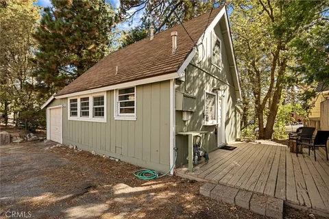1025 Inspiration Drive, Lake Arrowhead, CA MLS: IG24204914