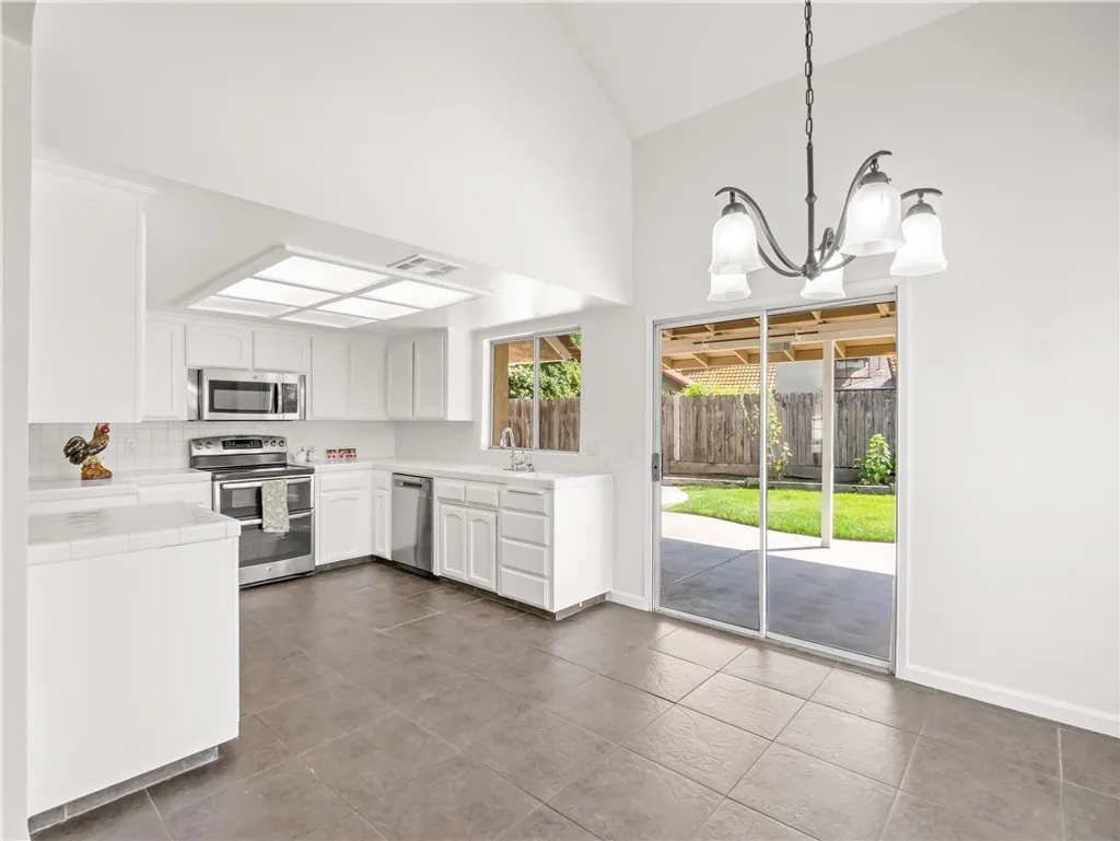 Additional image 9 of 1631 E Deyoung Dr, Fresno, CA 93720