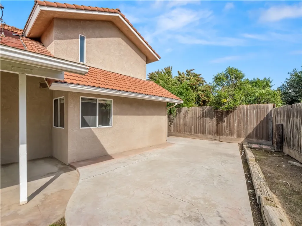 Additional image 38 of 1631 E Deyoung Dr, Fresno, CA 93720