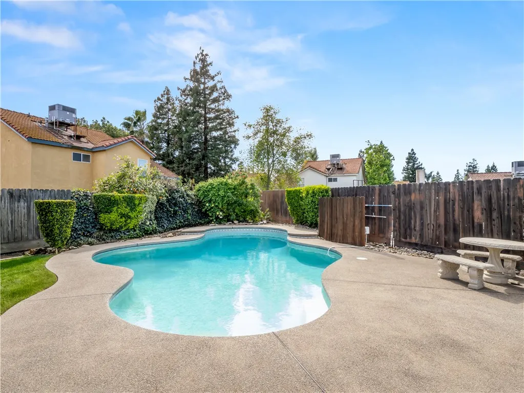 Additional image 75 of 1631 E Deyoung Dr, Fresno, CA 93720