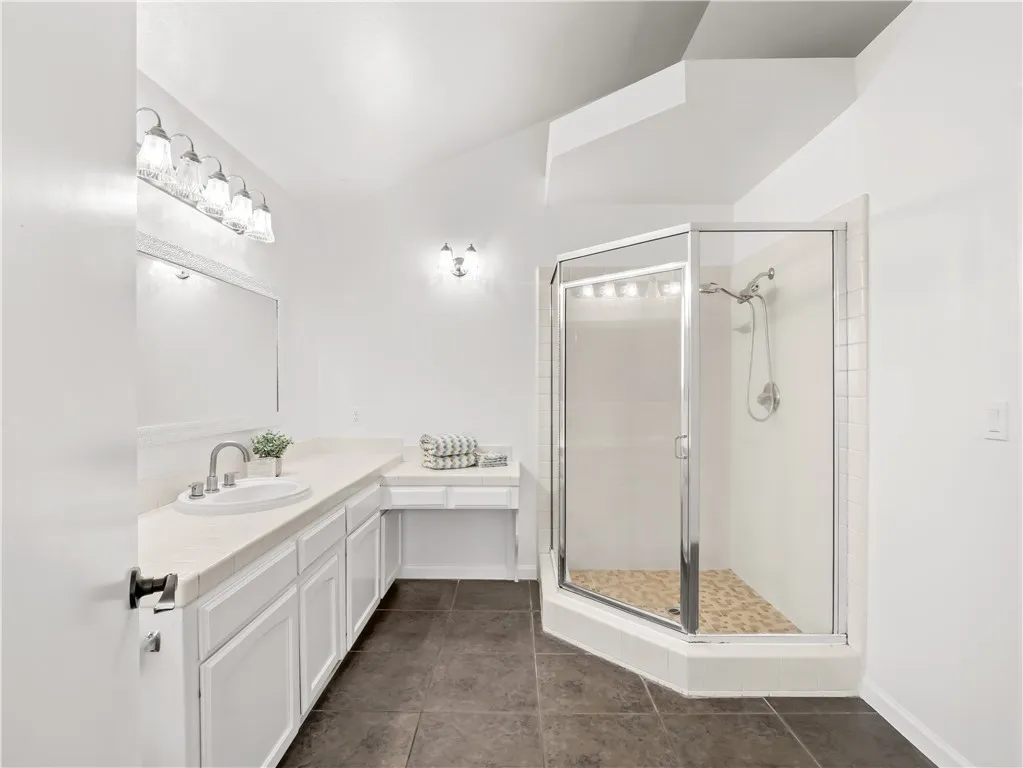 Additional image 68 of 1631 E Deyoung Dr, Fresno, CA 93720