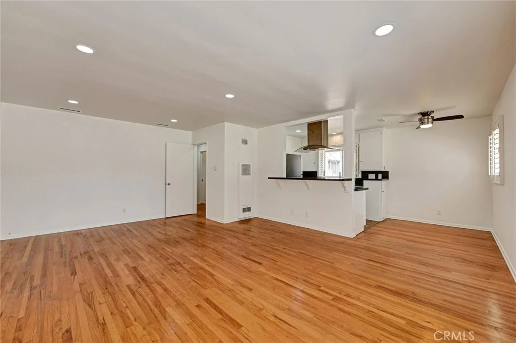 68 Lime Avenue Unit 12, Long Beach, CA 90802