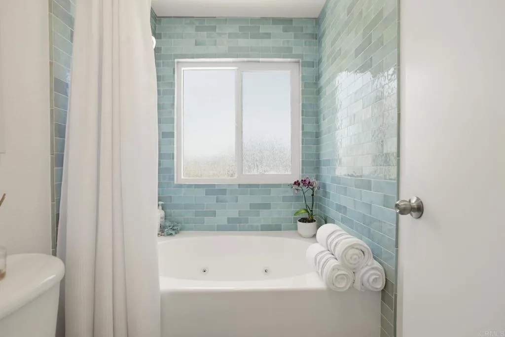 Additional image 36 of 1708 Countryside Drive, Vista, CA 92081