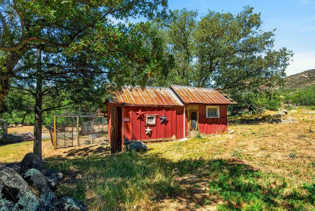 Additional image 100 of 24185 Wildwood Glen Lane, Alpine, CA 91901
