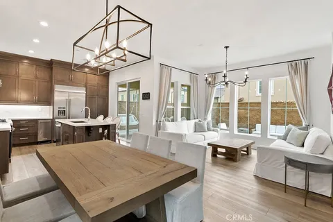 20702 W Chestnut Circle, Porter Ranch, CA 91326 - MLS#: OC25107738