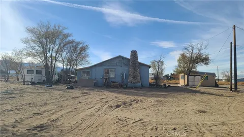 4283 Smoke Tree Road, Phelan, CA MLS: HD25042782
