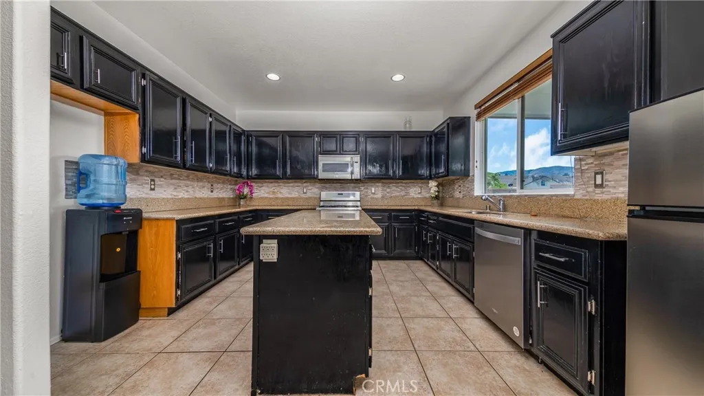 Additional image 41 of 39405 Colchester Court, Palmdale, CA 93551