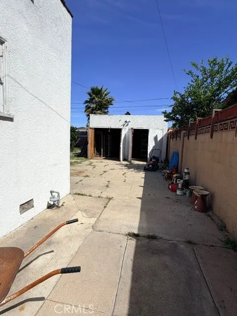 Additional image 50 of 1021 W Chandler Street, Wilmington, CA 90744