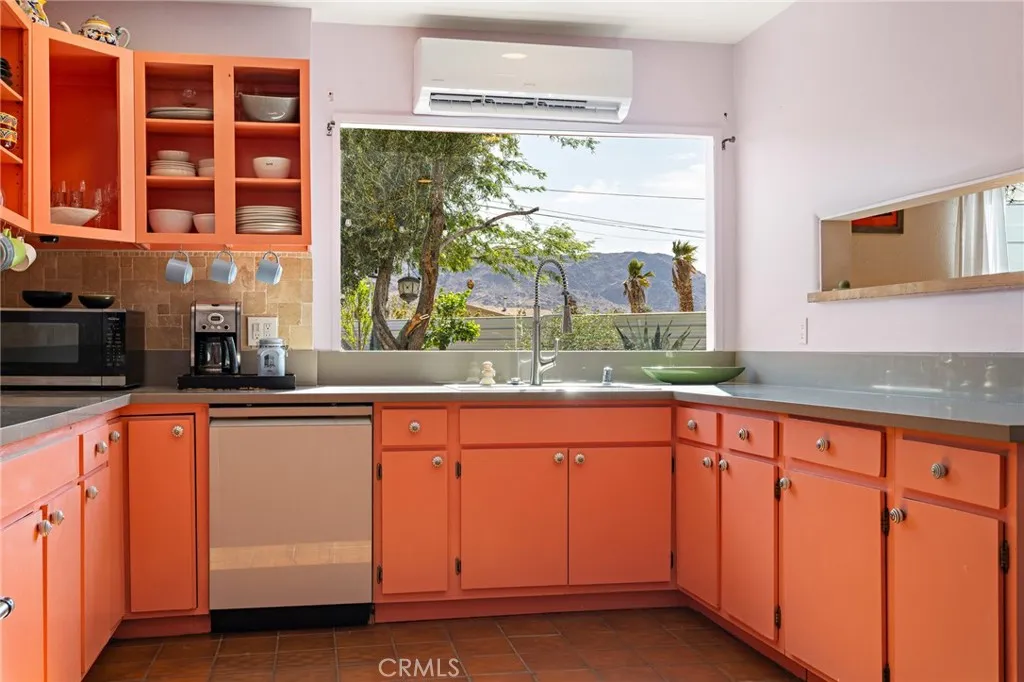 Additional image 6 of 6766 Mesquite Drive, 29 Palms, CA 92277