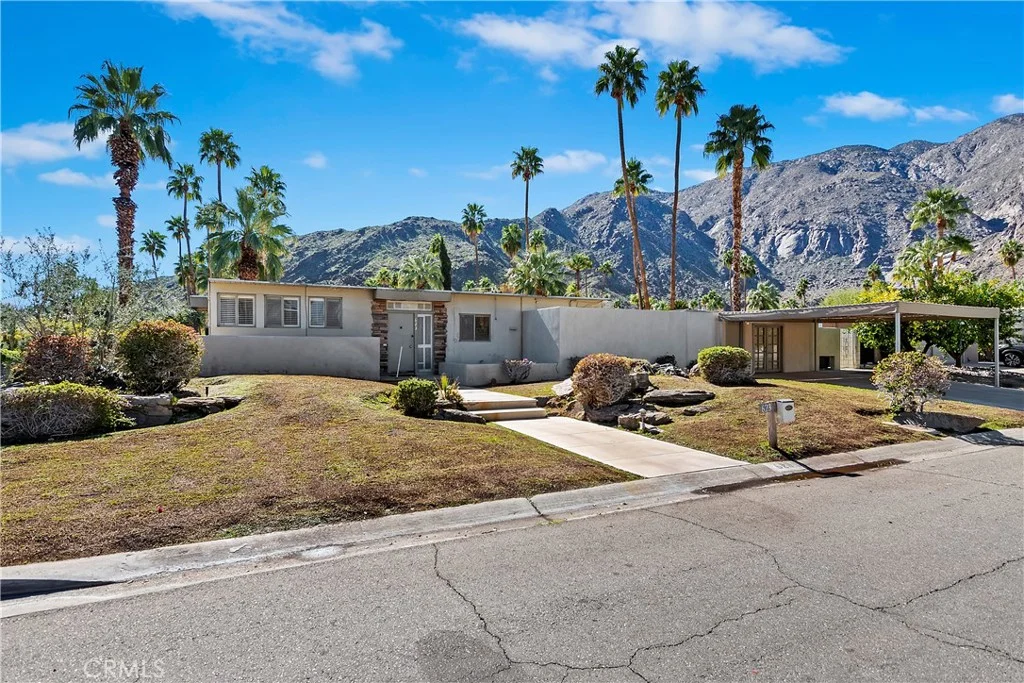623 W Regal Drive, Palm Springs, CA 92262