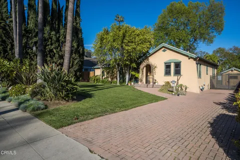1080 S Los Robles Avenue, Pasadena, CA MLS: P1-21423