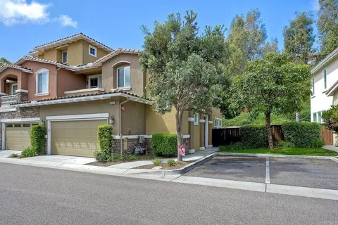 6925 Tourmaline Pl, Carlsbad, CA MLS: NDP2503478