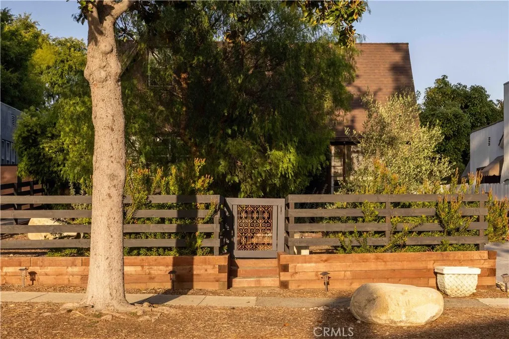 Additional image 2 of 5142 Dahlia Dr, Los Angeles, CA 90041
