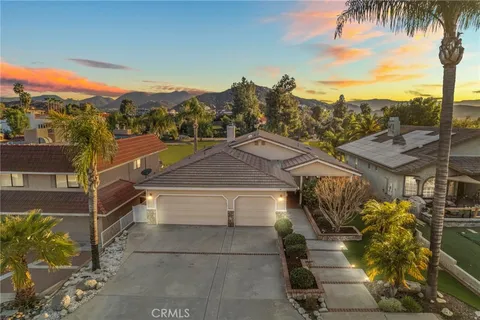 22731 Canyon Lake Dr., Canyon Lake, CA MLS: SW25041466