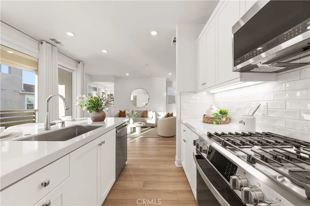 Additional image 87 of 470 Lobata, Irvine, CA 92618