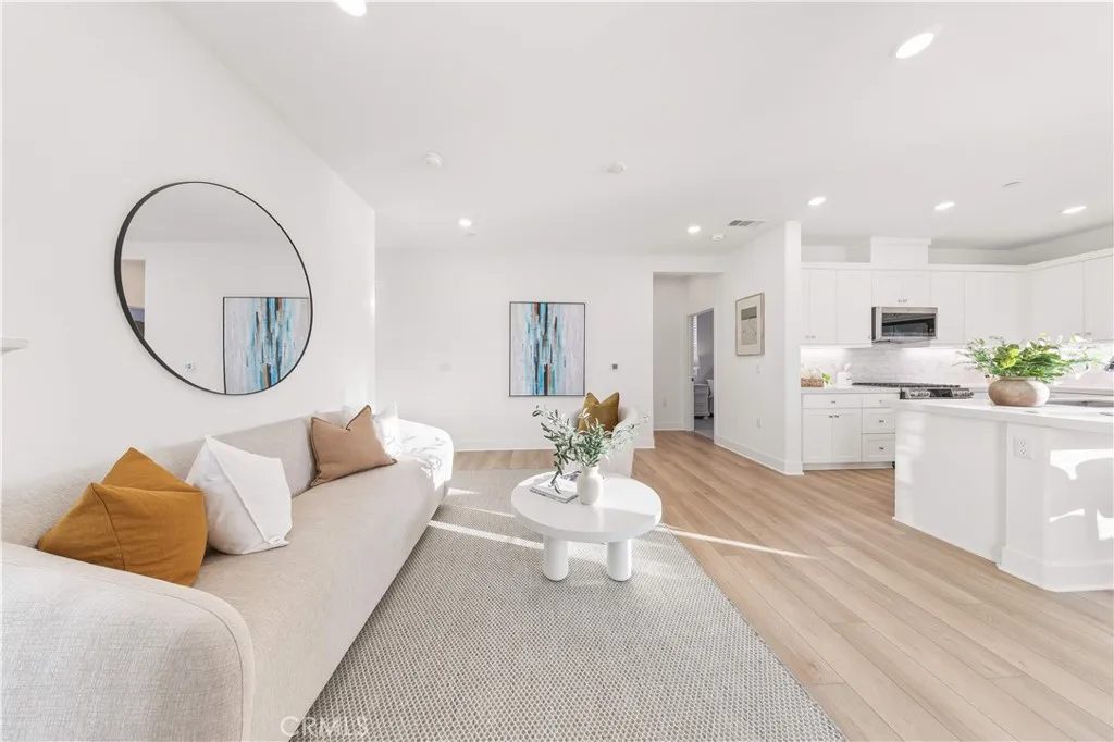 Additional image 10 of 470 Lobata, Irvine, CA 92618