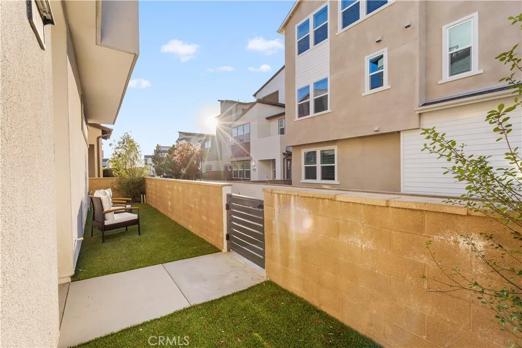 Additional image 72 of 470 Lobata, Irvine, CA 92618