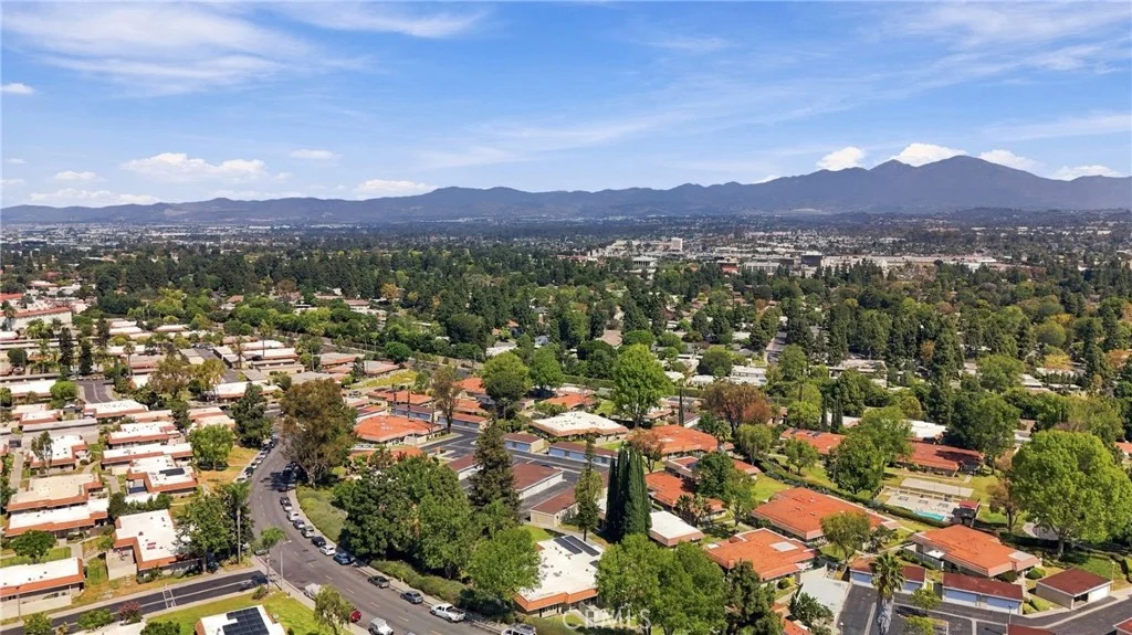 23496 Los Adornos, Aliso Viejo, CA 92656