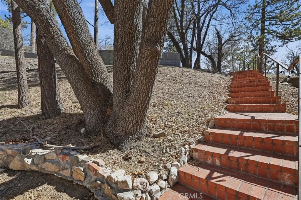 Additional image 25 of 1146 Ridge Rd, Fawnskin, CA 92333