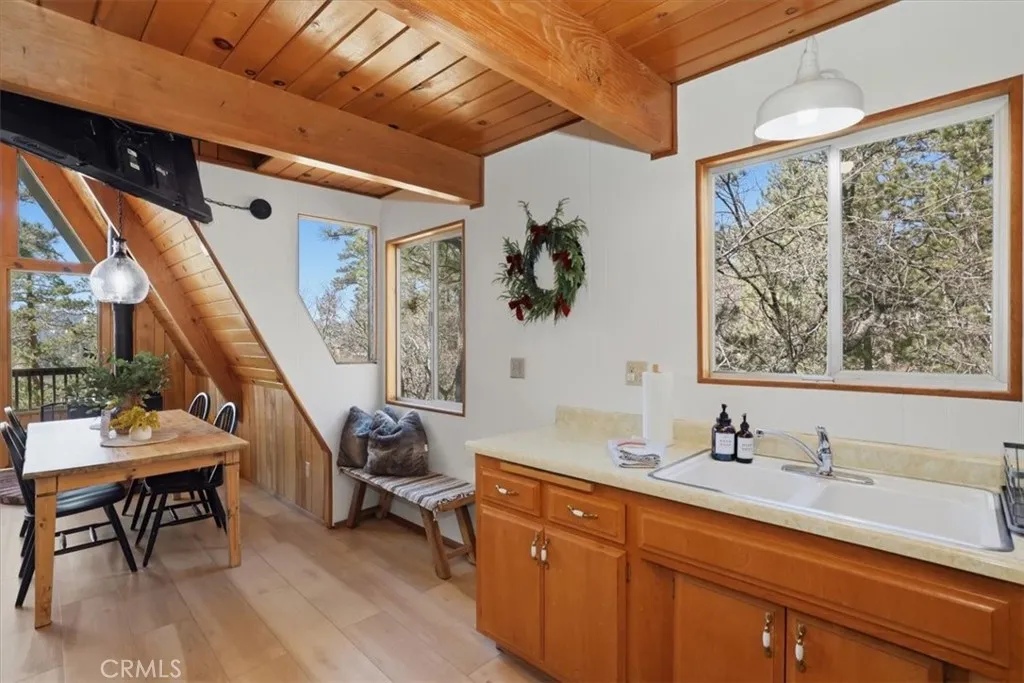 Additional image 15 of 1146 Ridge Rd, Fawnskin, CA 92333