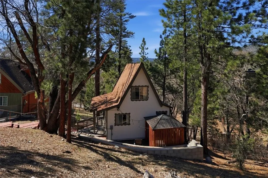 Additional image 69 of 1146 Ridge Rd, Fawnskin, CA 92333