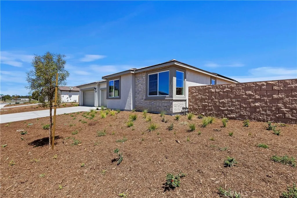 31328 Reserve Drive, Winchester, CA 92596