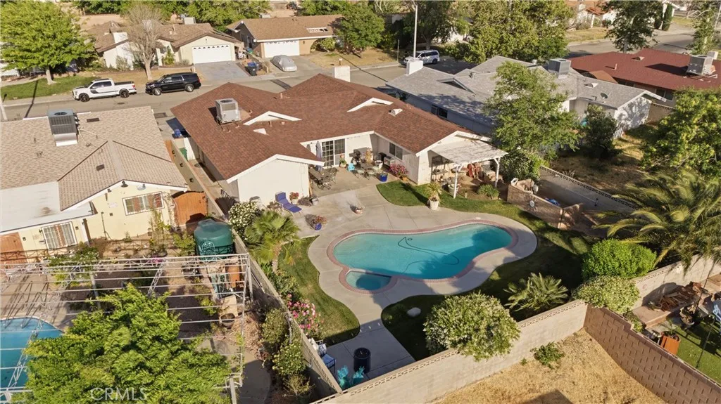 44933 Hanstead Avenue, Lancaster, CA 93535