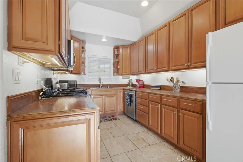 Additional image 38 of 44933 Hanstead Avenue, Lancaster, CA 93535