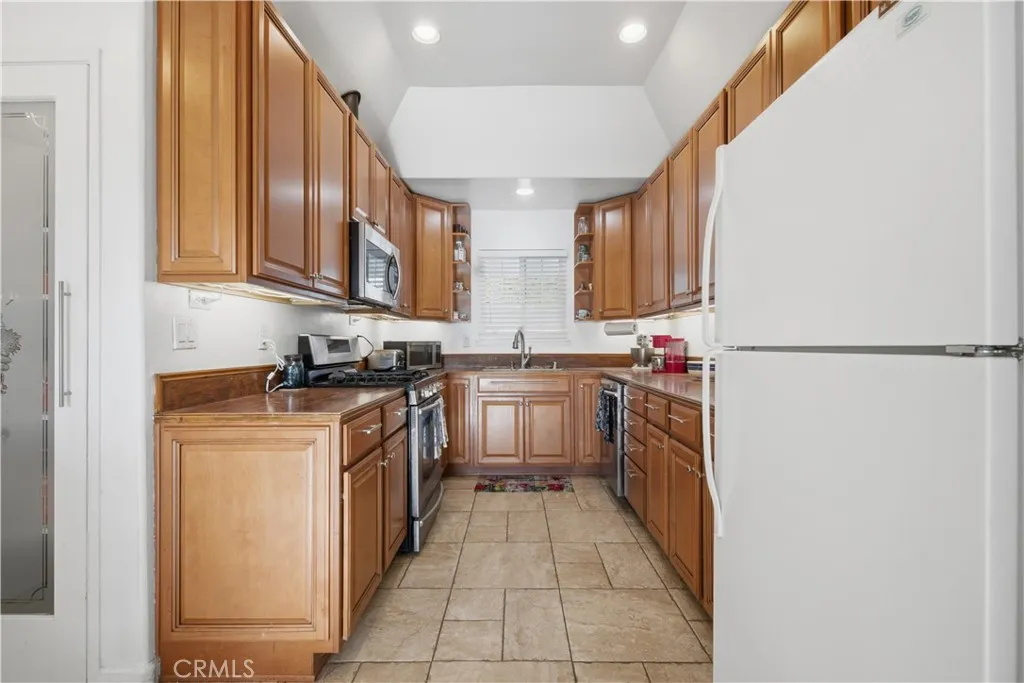 Additional image 7 of 44933 Hanstead Avenue, Lancaster, CA 93535