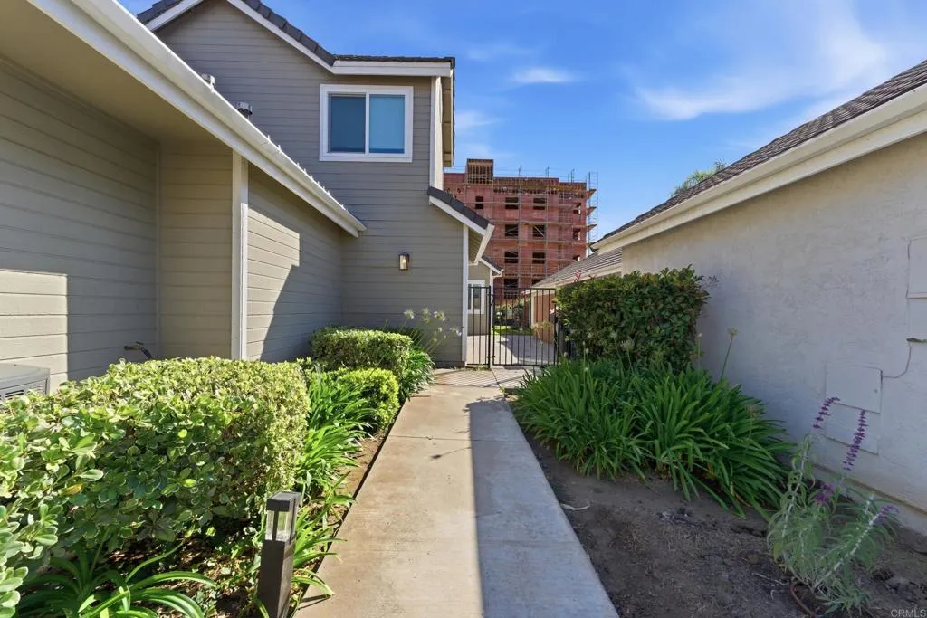 Additional image 100 of 10272 Rancho Carmel Drive, San Diego, CA 92128