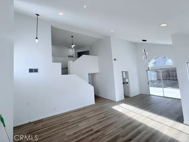 Additional image 10 of 1840 E Newgrove St, Lancaster, CA 93535