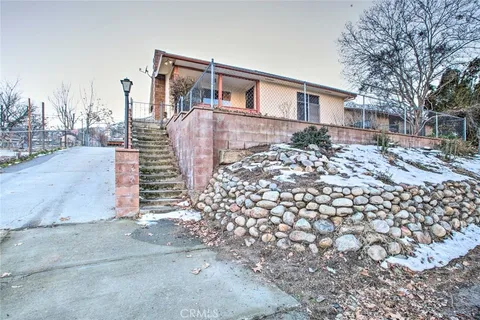 255 Sirretta Street, Kernville, CA MLS: SR25093189