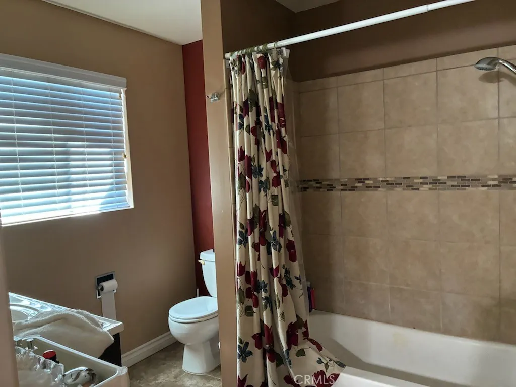 Additional image 21 of 919 N Minter St, Santa Ana, CA 92701