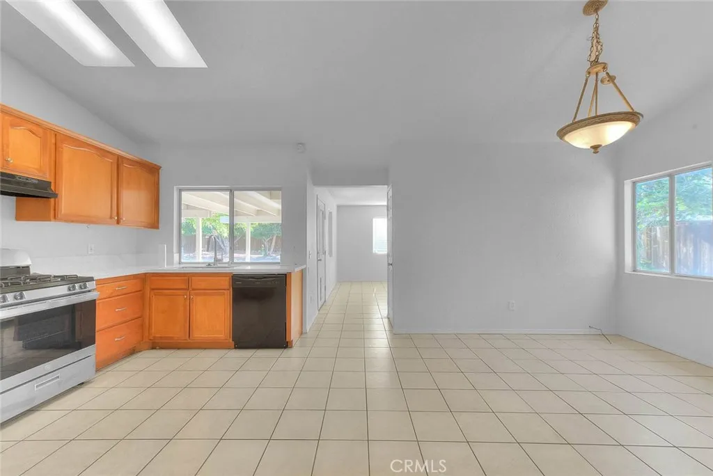Additional image 42 of 13184 Cardinal Road, Victorville, CA 92392