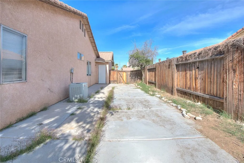 Additional image 116 of 13184 Cardinal Road, Victorville, CA 92392