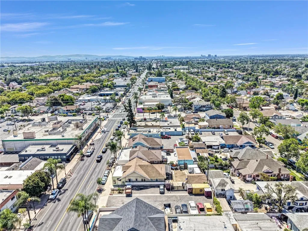 Additional image 44 of 606 S Main Street, Santa Ana, CA 92701