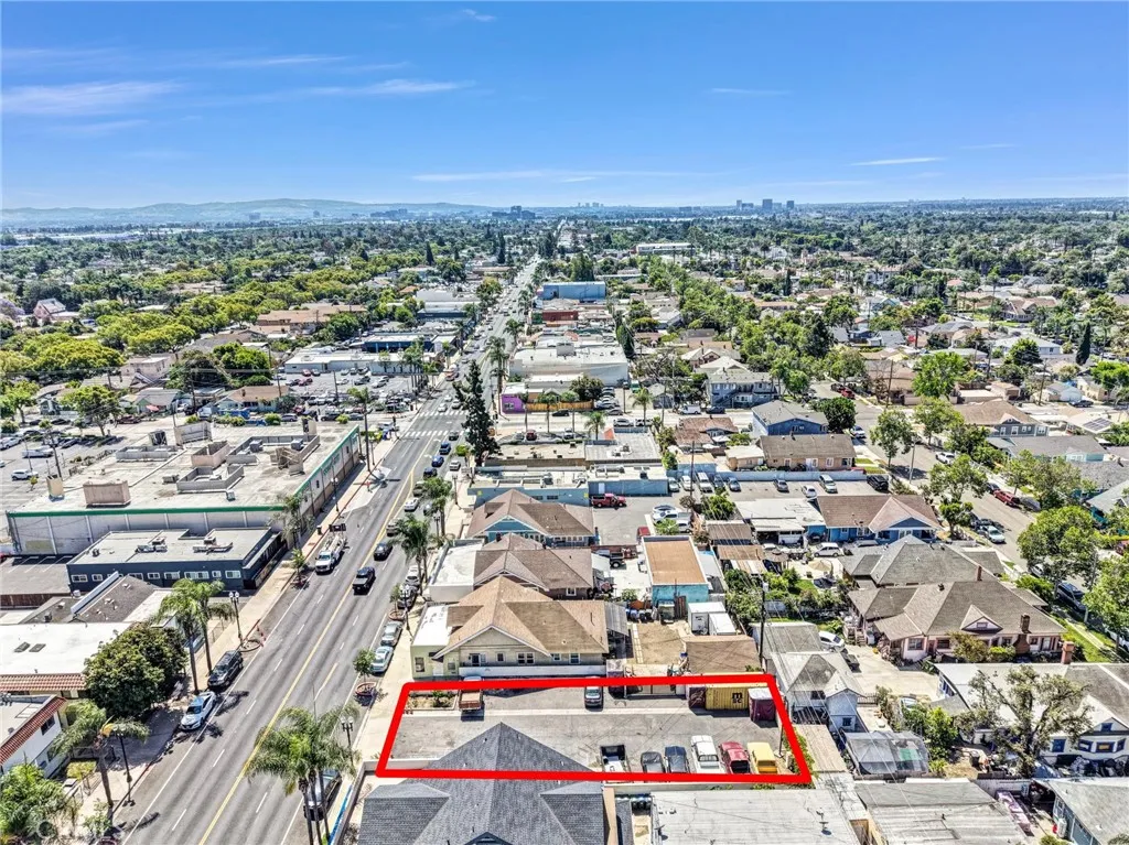 Additional image 43 of 606 S Main Street, Santa Ana, CA 92701