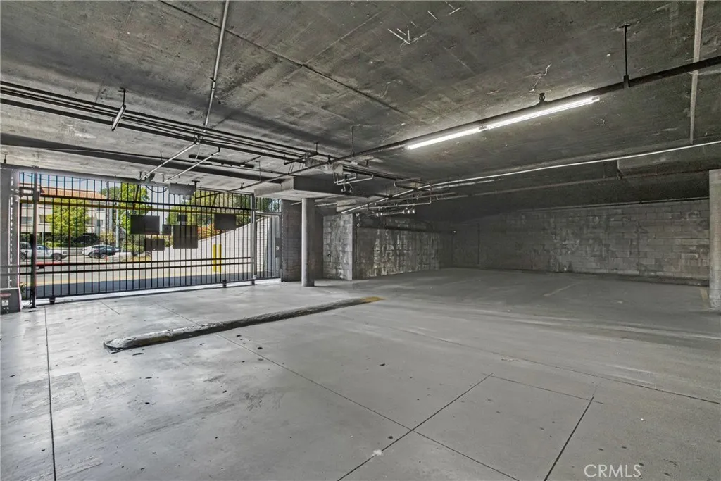 Additional image 65 of 5460 White Oak Ave Unit B103, Encino, CA 91316
