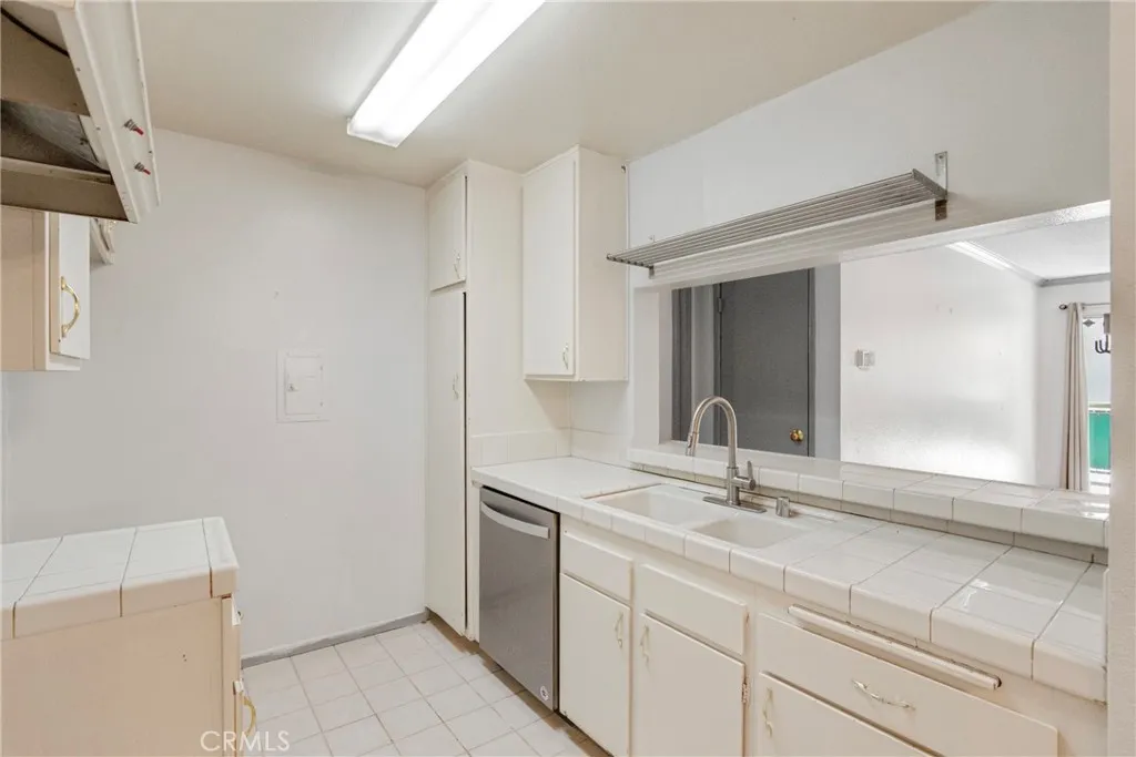 Additional image 44 of 5460 White Oak Ave Unit B103, Encino, CA 91316