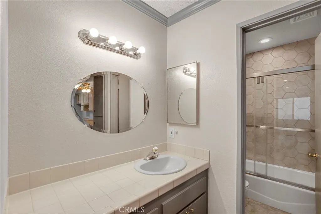 Additional image 20 of 5460 White Oak Ave Unit B103, Encino, CA 91316