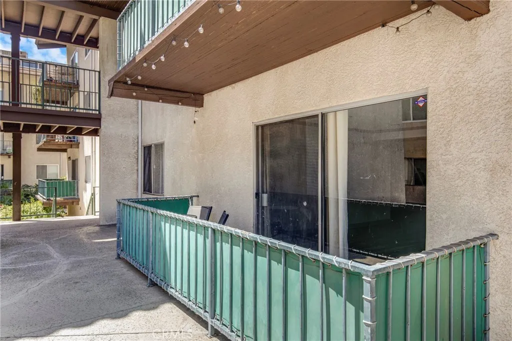 Additional image 13 of 5460 White Oak Ave Unit B103, Encino, CA 91316
