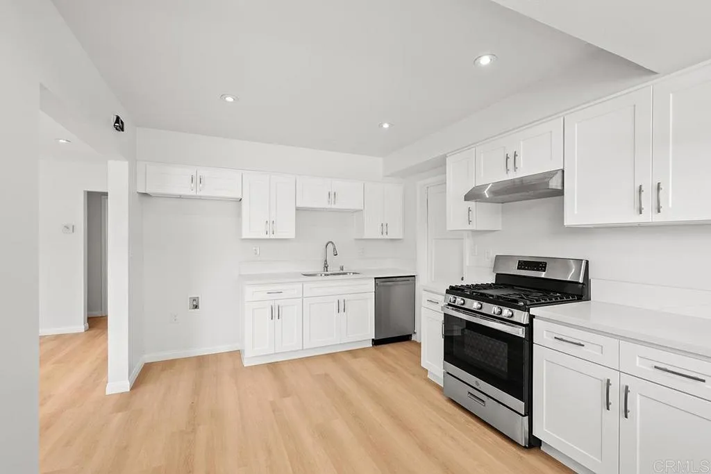 Additional image 57 of 6172 Streamview Drive, San Diego, CA 92115