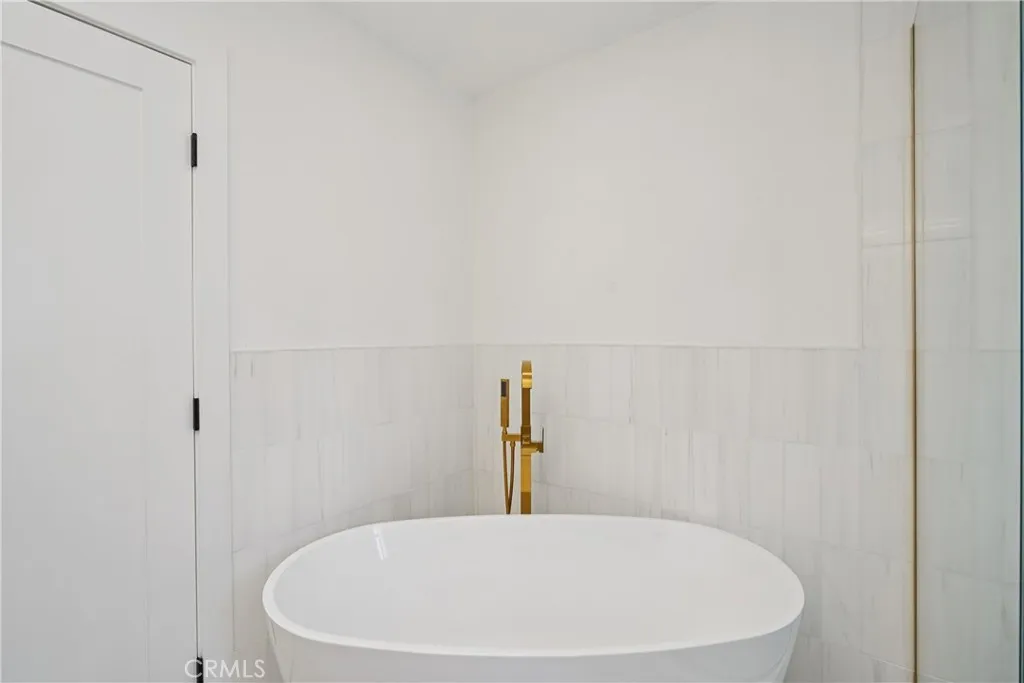 Additional image 27 of 2421 Clark Lane Unit B, Redondo Beach, CA 90278