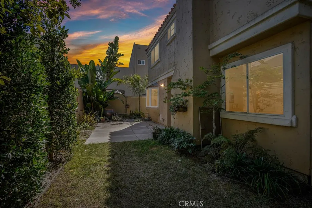 Additional image 105 of 2421 Clark Lane Unit B, Redondo Beach, CA 90278