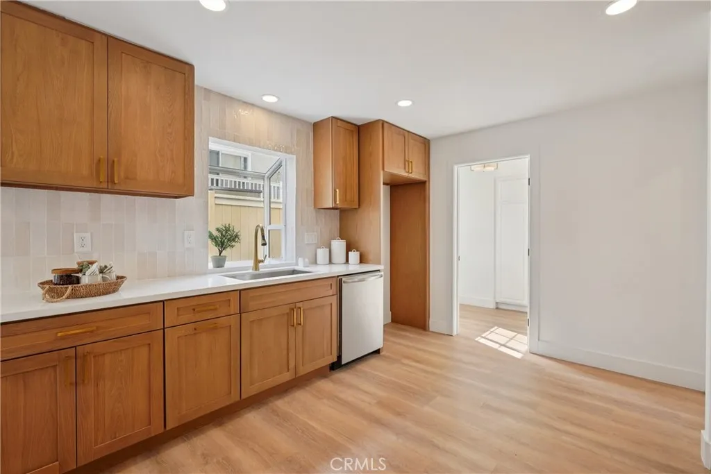 Additional image 68 of 2421 Clark Lane Unit B, Redondo Beach, CA 90278