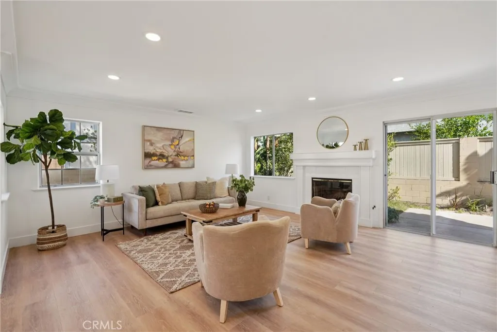 Additional image 7 of 2421 Clark Lane Unit B, Redondo Beach, CA 90278