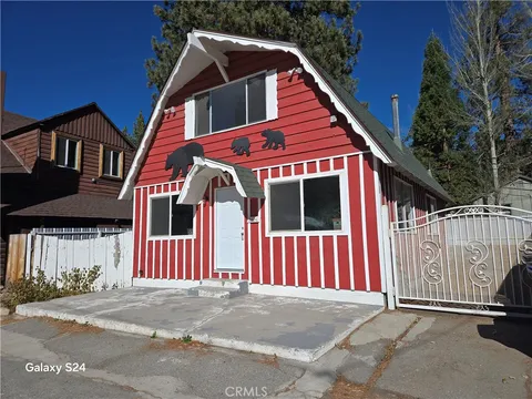39210 N Shore Drive, Fawnskin, CA MLS: IG24241378
