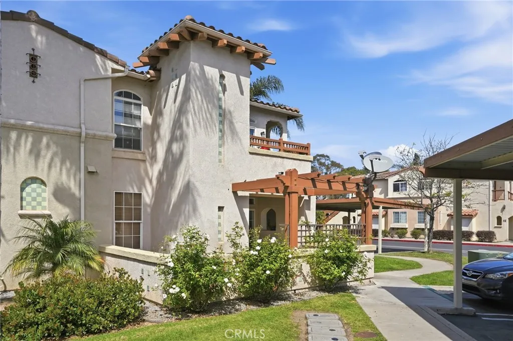Additional image 3 of 310 E McCoy Lane Unit 4C, Santa Maria, CA 93455